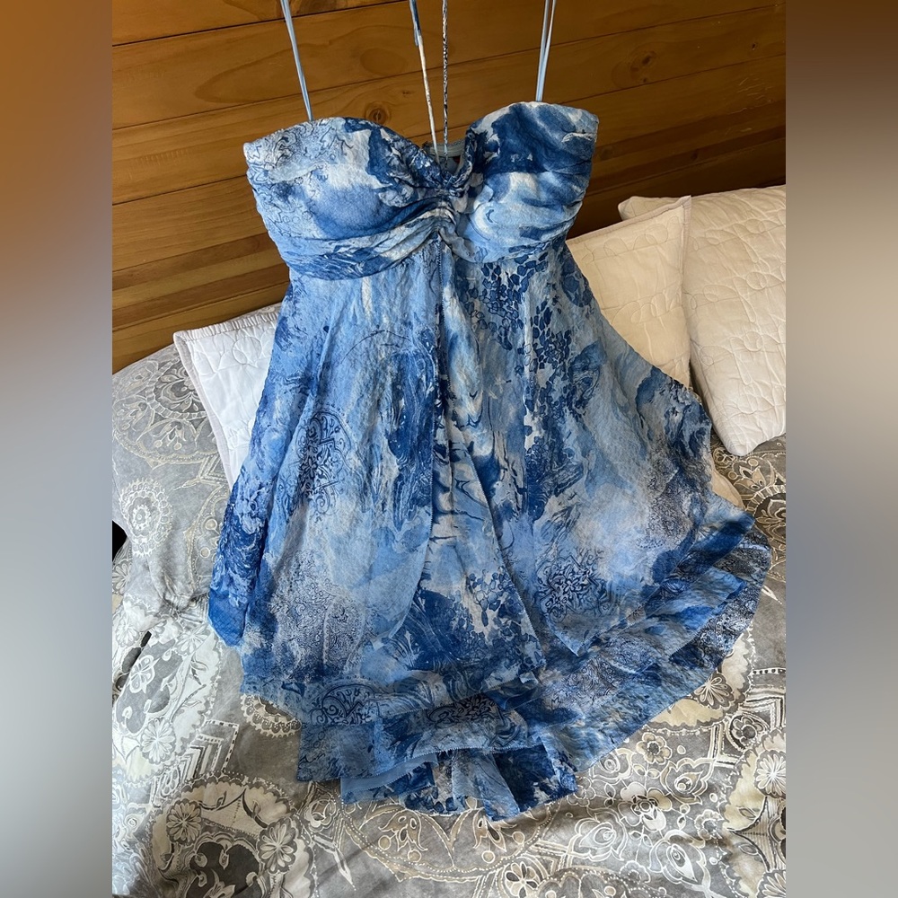 Ivanka Trump Blue Strapless Dress